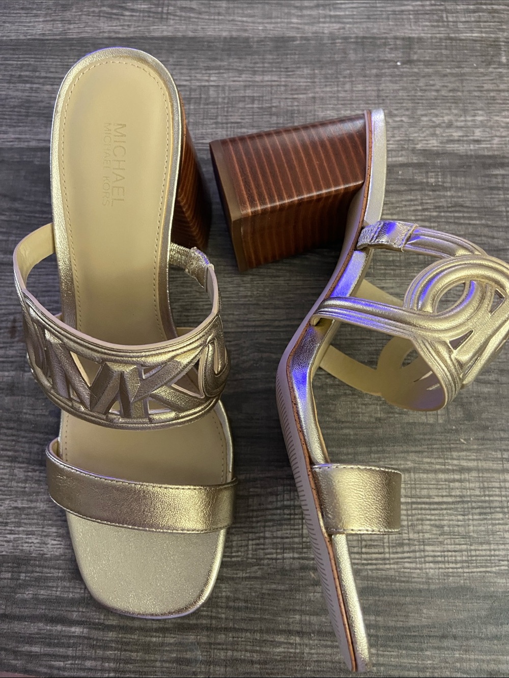 MICHAEL Michael Kors Metallic Gold MK Logo Slide Mules - Picture 2 of 3